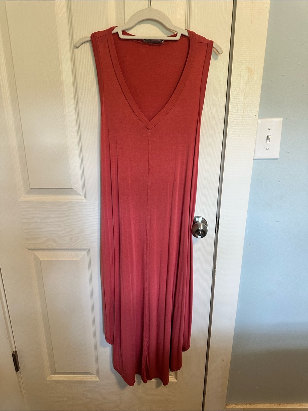 Sleeveless V-Neck Maxi Dress in Coral Rose